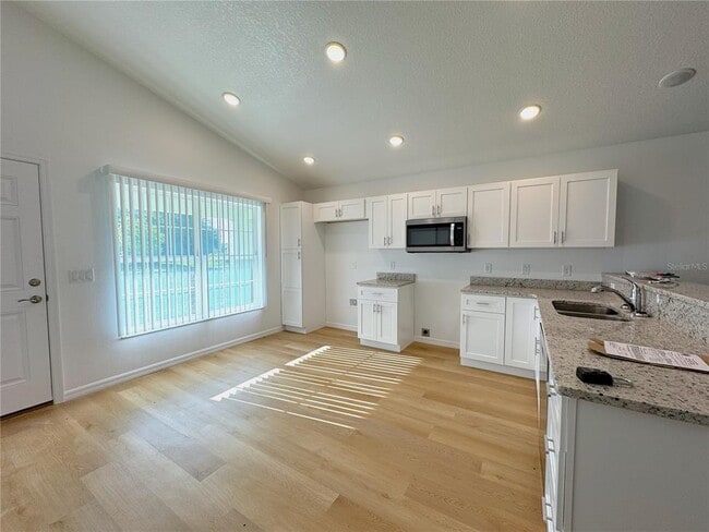 Photo - 1017 Carnegie Dr