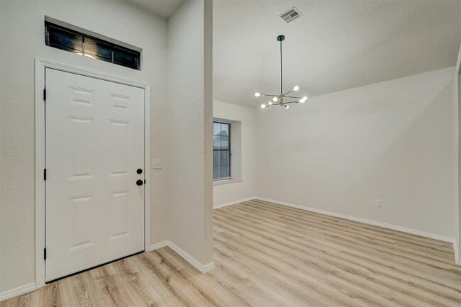 Photo - 10505 Jeri Pl