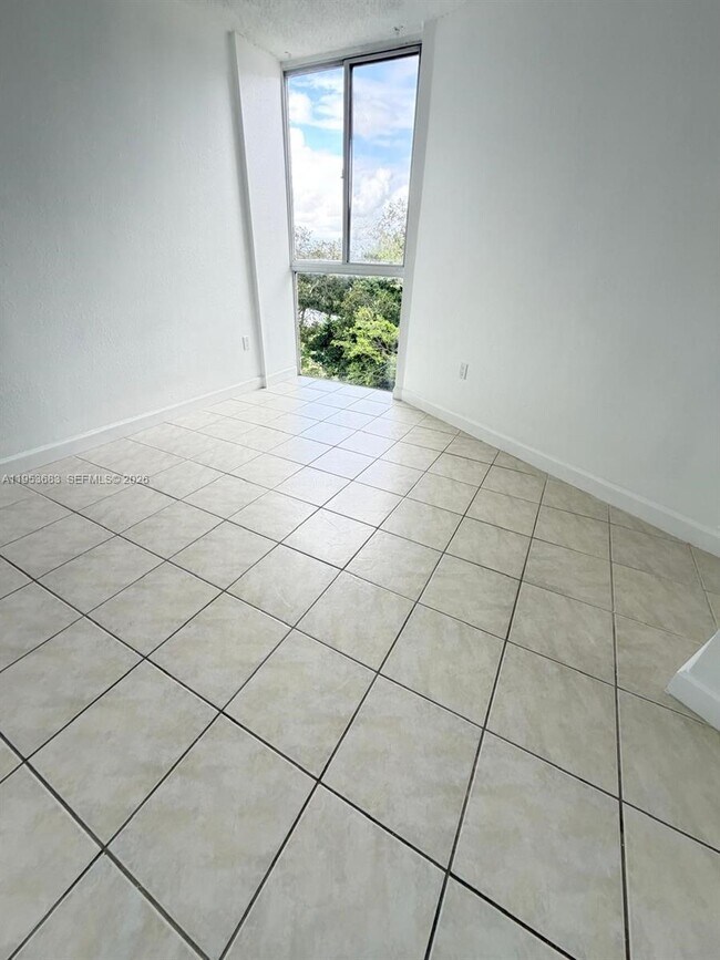 Photo - 7035 NW 186th St Unit D504