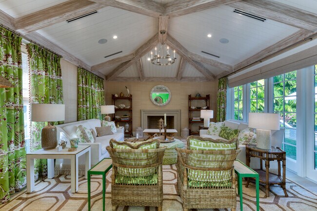 Photo - 225 Arabian Rd