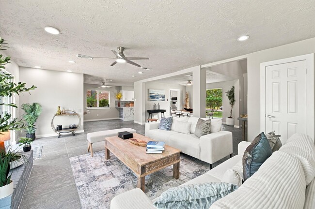 3538 Glenwood Springs Dr