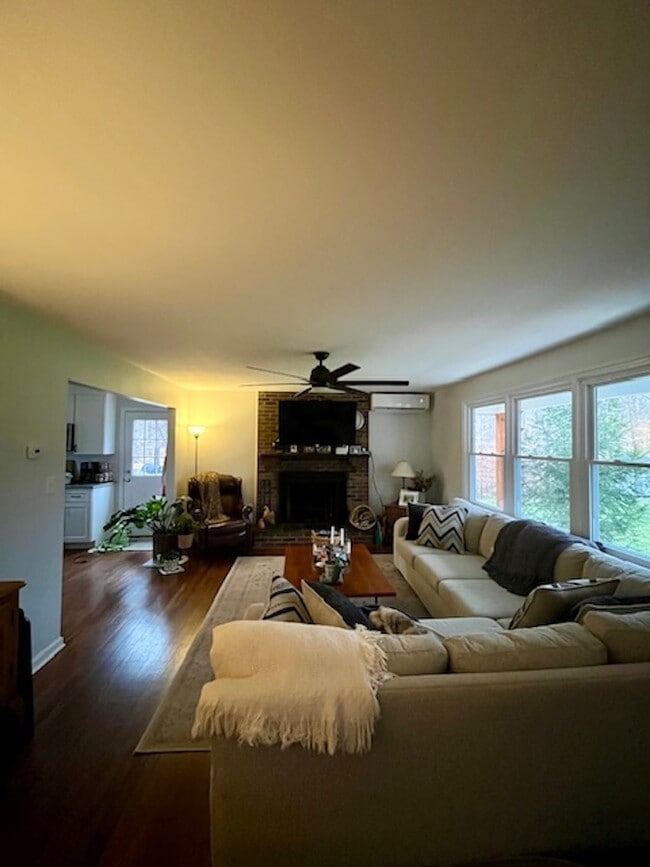 Photo - 603 Stagecoach Rd