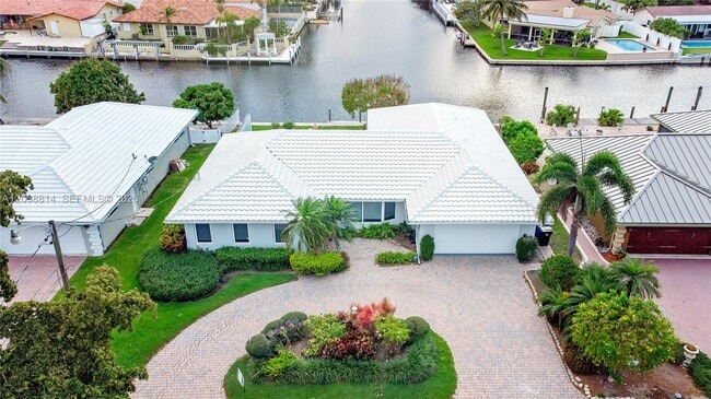 Photo - 5721 Bayview Dr