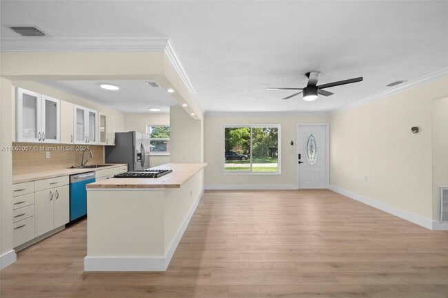 Photo - 5991 NW 14th Pl