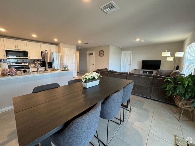 Building Photo - 150 Plantation Dr Rental