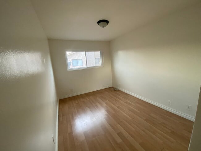 Photo - 9601 Woodman Ave Unit 2