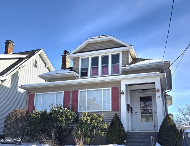 Building Photo - 31 Terrace Ave Unit 2