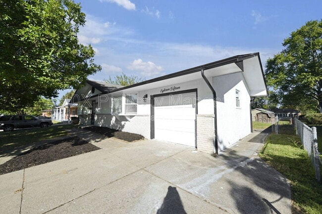 Photo - 1815 Woodcrest Rd