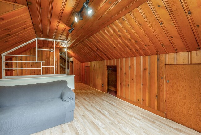 Photo - 321-325 Pine Ridge Road Unit B