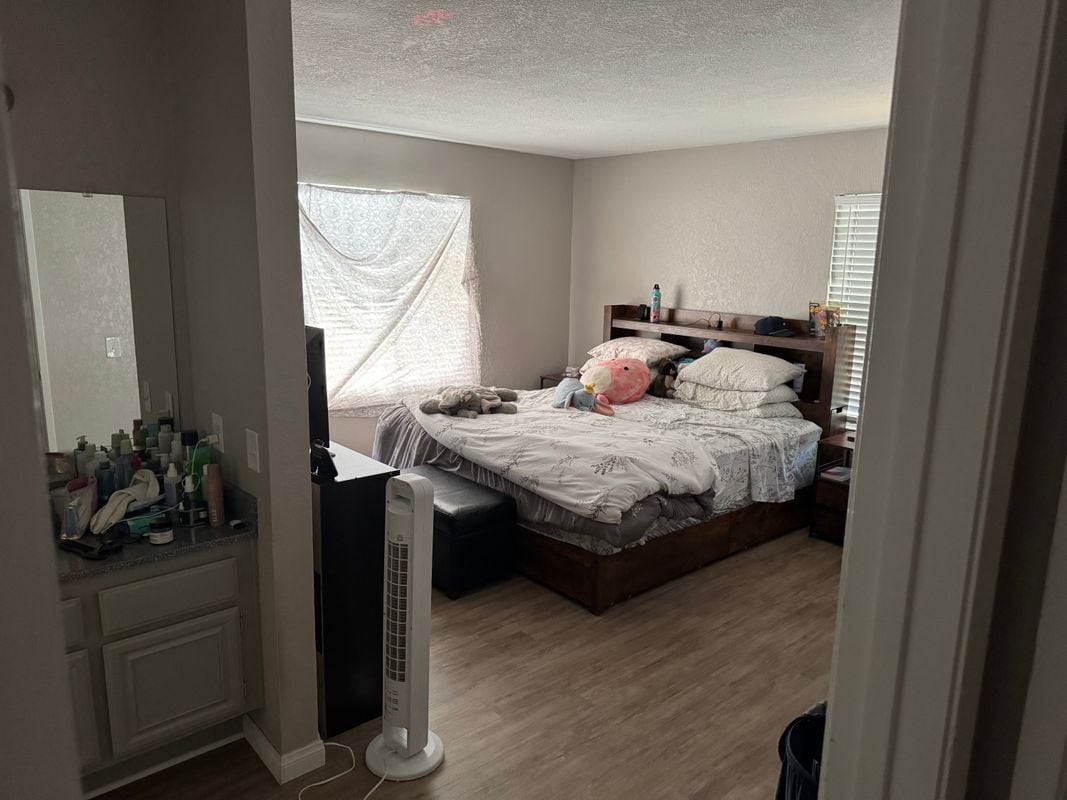 Photo - 600 Central Ave