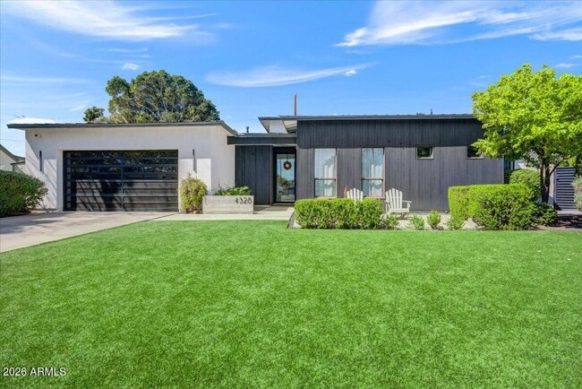 Building Photo - 4528 North 39th Pl