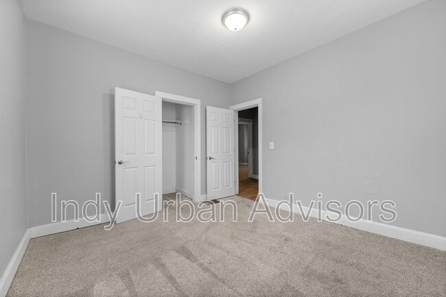 Photo - 2954 Ruckle St