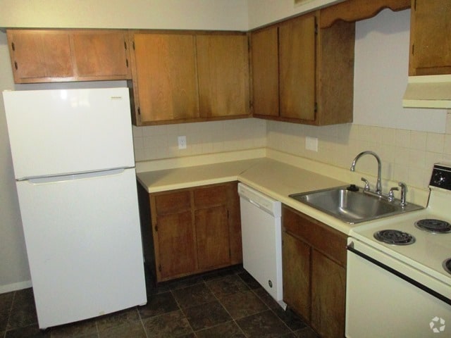 Building Photo - 1917 Tracy Dr Rental