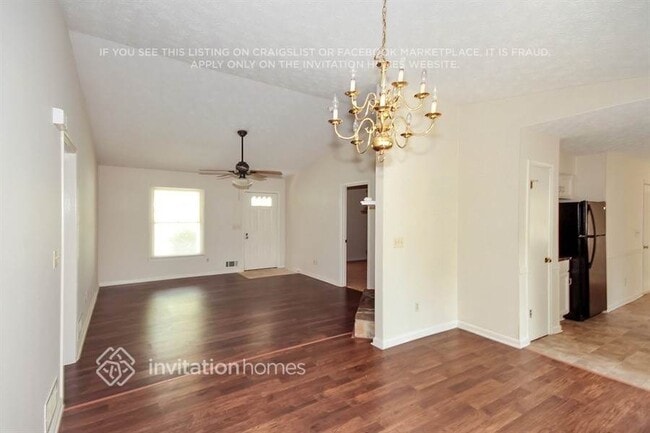 Photo - 2489 Forest Dale Dr