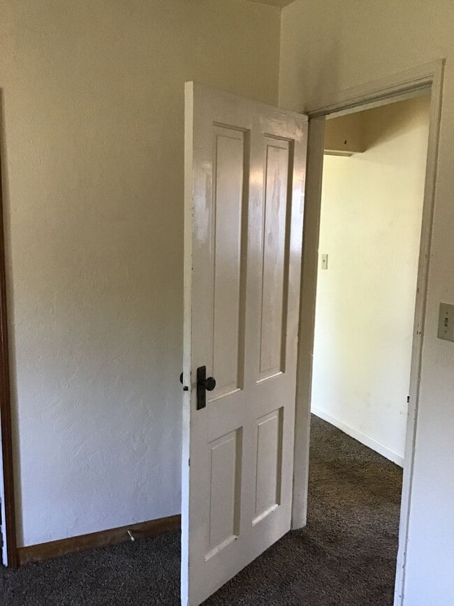 Photo - POL5 Unit 805