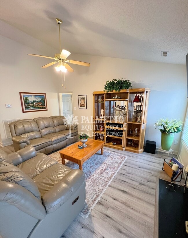 Photo - 3963 Cobblestone Bend Dr