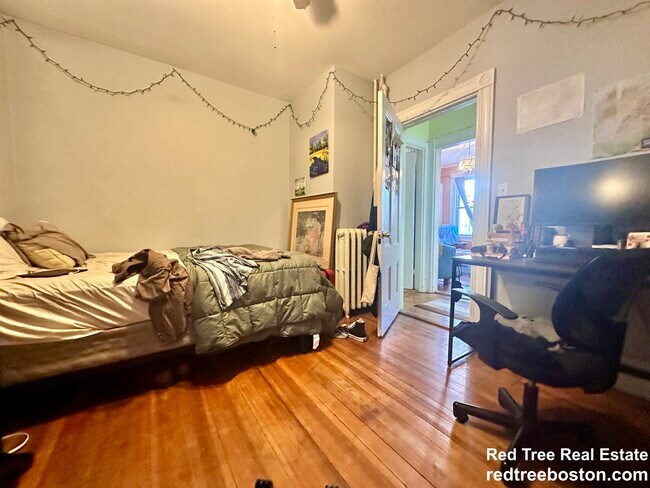 Photo - 52 Dustin St