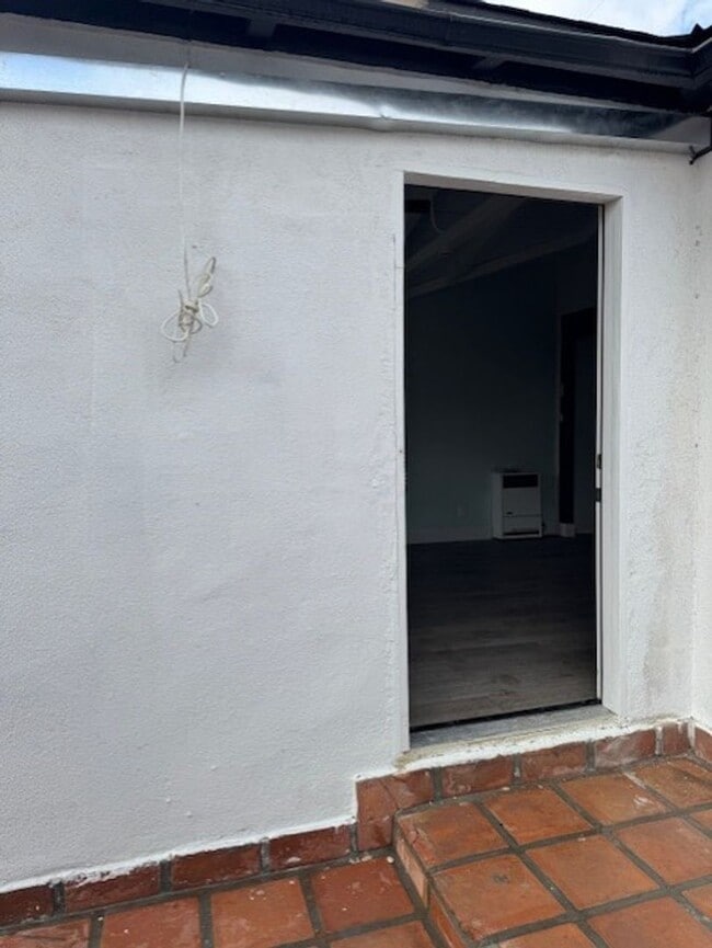 Photo - DHS6348 Unit 02