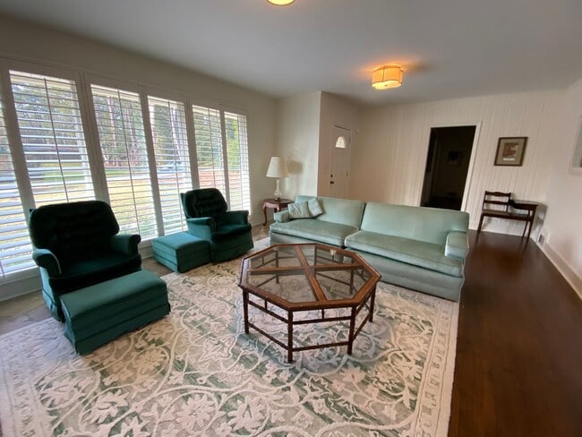 Photo - Beautifully Updated and Furnished 3 bedroom, 2 bath brick ranch in Vineland!