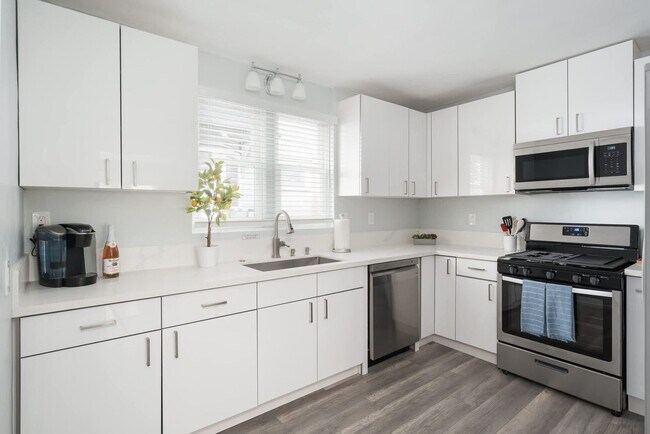 Photo - 2470 Union St Unit SI ID1302216P