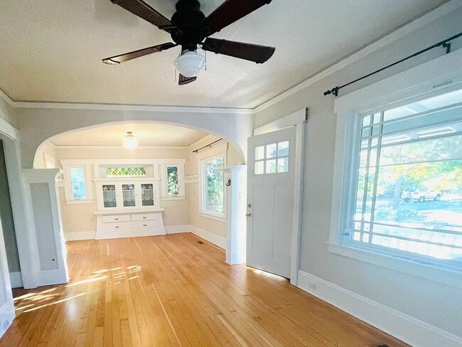 Photo - 3304 NE 73rd Ave