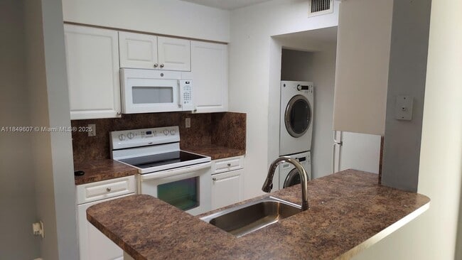 Photo - 15231 SW 80th St Unit 209