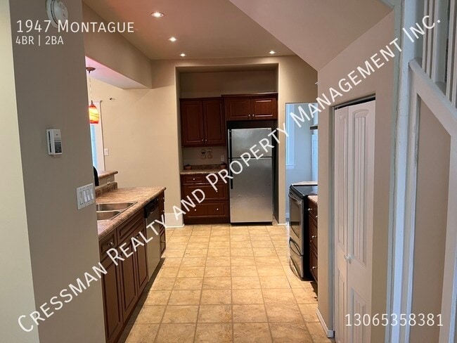 Photo - 4 bed, 2 bath FULL house located in Cathedral