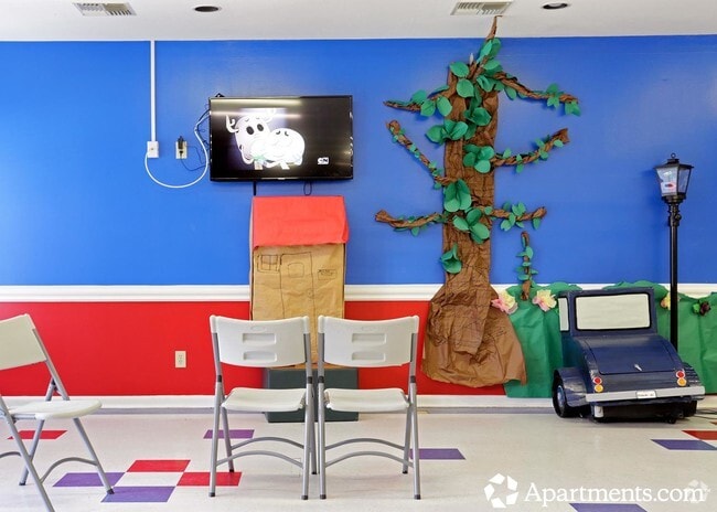 Play Area - Sutter Ranch Apartments