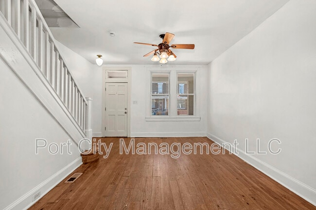 Photo - 438 Cornwall St