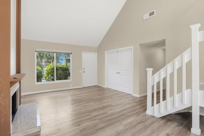 Photo - 8879 Hillery Dr