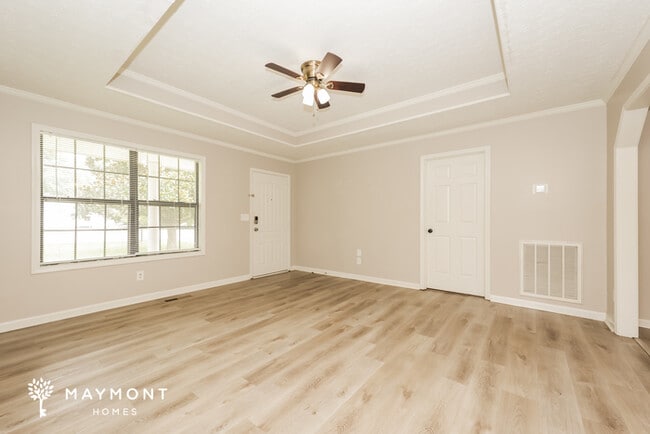 Photo - 164 Cedarwood Ct