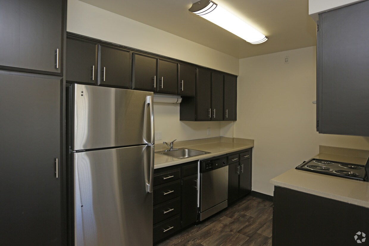Hightower Apartments Off Campus Housing Salt Lake City Ut Hightower Apartments