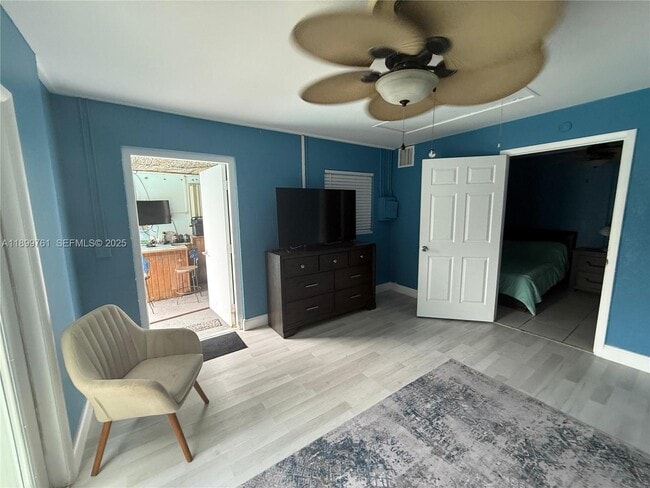 1708 St Lucie Ct