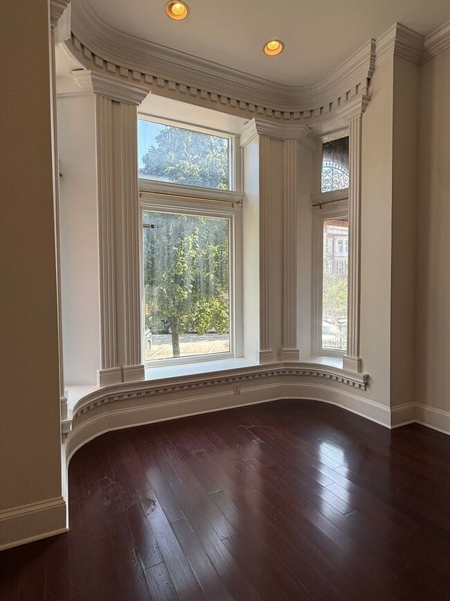 Photo - 2318 Eutaw Pl