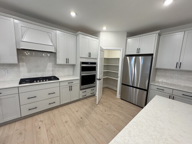 Photo - 103 Highpointe Dr