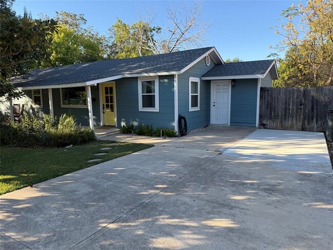 Photo - 505 E 4th St