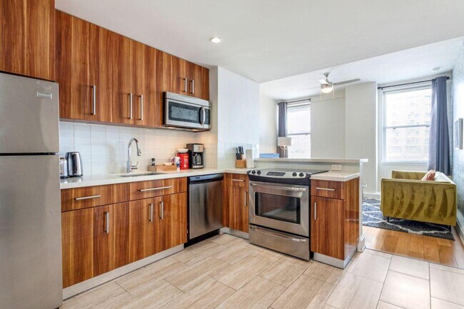 Photo - 925 Common St Unit ID1267014P