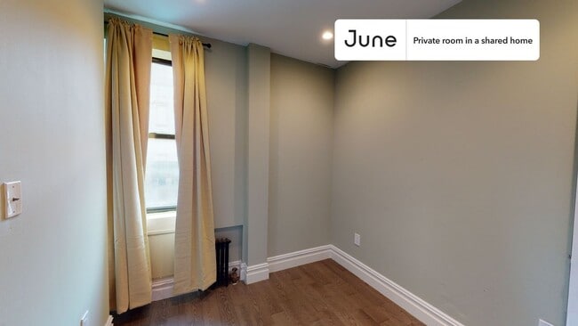 Photo - Room in Shared 3 bed/2 bath home Unit B