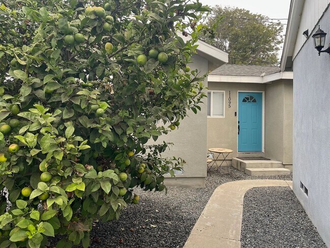 Photo - 11091 Violet Dr Unidad 11095 Violet Dr