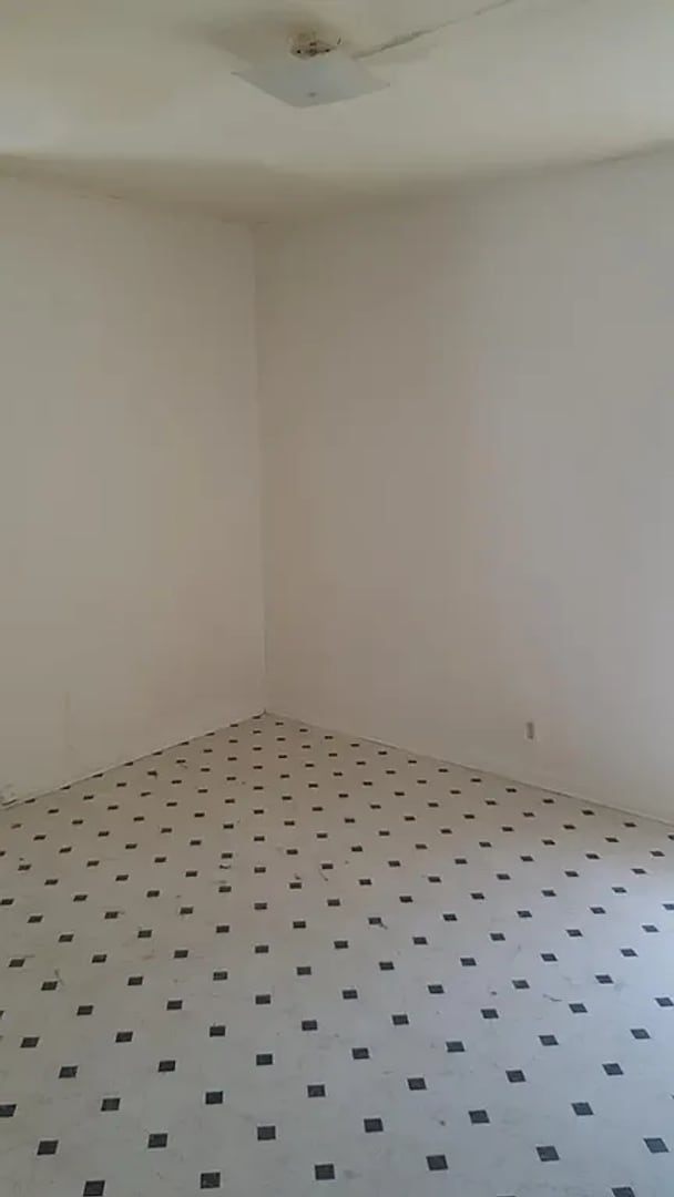 Photo - 4690 Galveston St