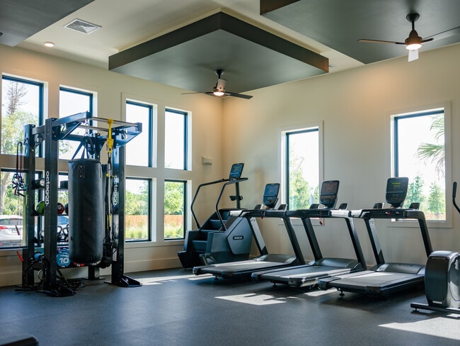 Photo - The Edgewater on Lake Fairview
