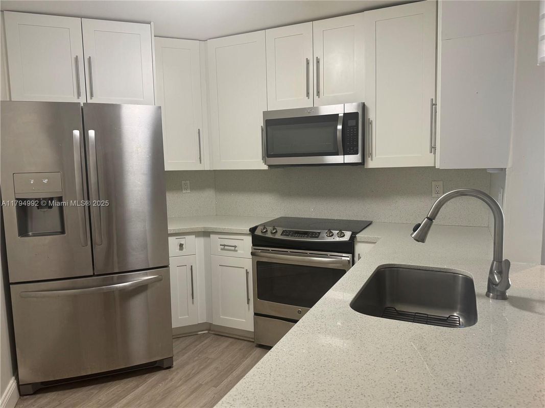 Photo - 9419 Fontainebleau Blvd Condo