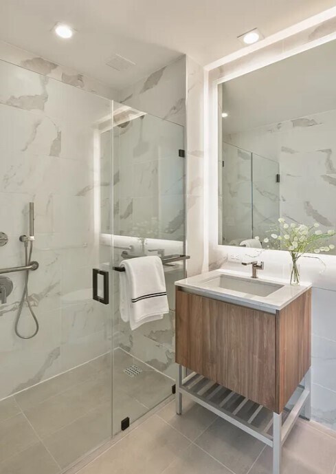 Photo - 636 W 30th St Unit 17G