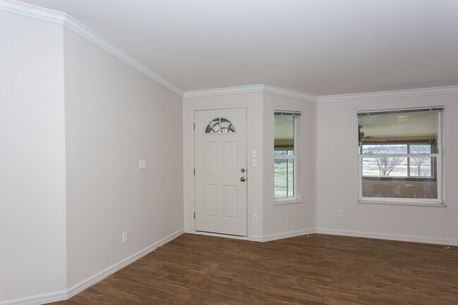 Photo - 333 E Wandering Trl