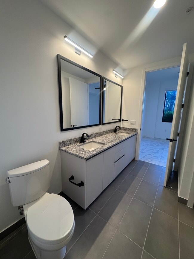 Photo - 15061 S Dixie Hwy Unit 1103