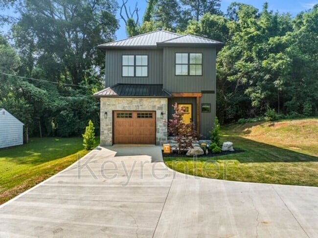 Photo - 1406 Lantana Ln NW Casa