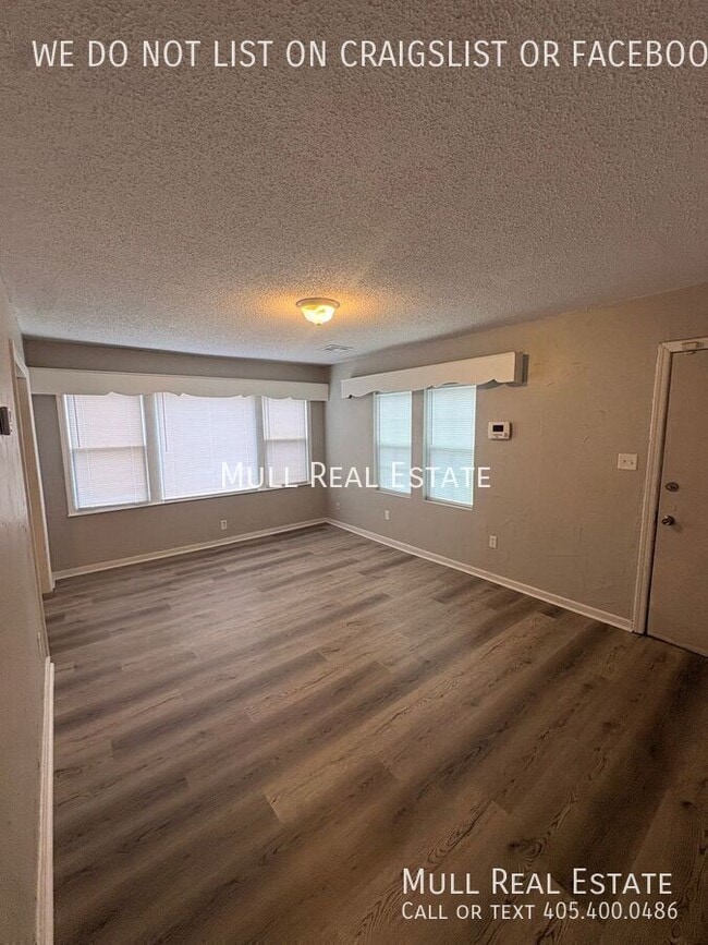 Photo - 1041 N Tabor Dr