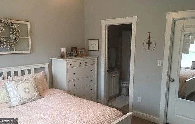 Photo - 2070 Lakeside Dr