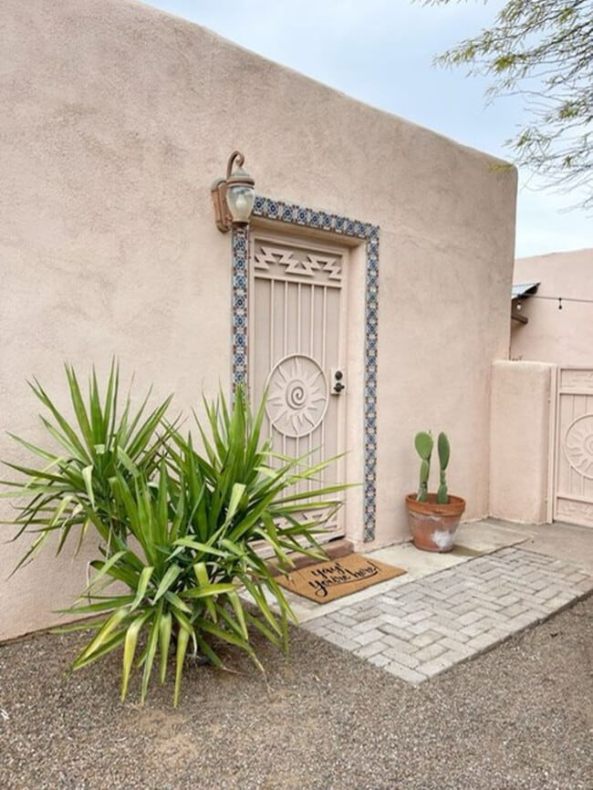 Private entrance with security gate - 2648 E Drachman St House Unit Studio Casita - furnished AND utilities