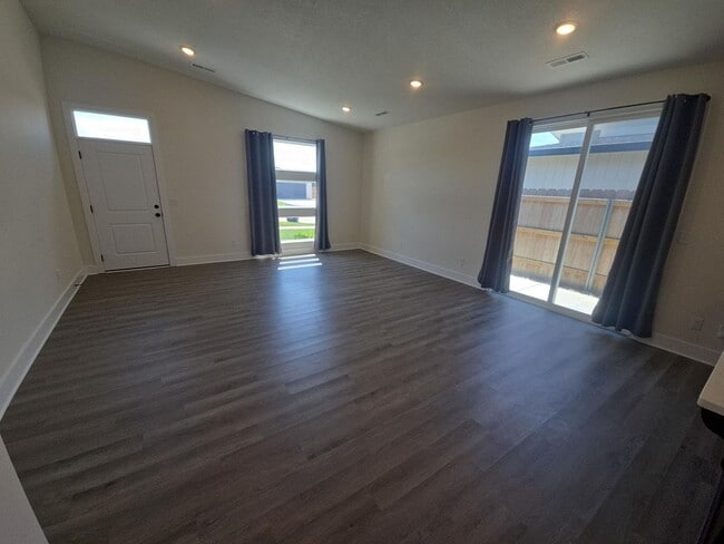 Photo - 3-bed, 2 bath Single Family Home for Rent!